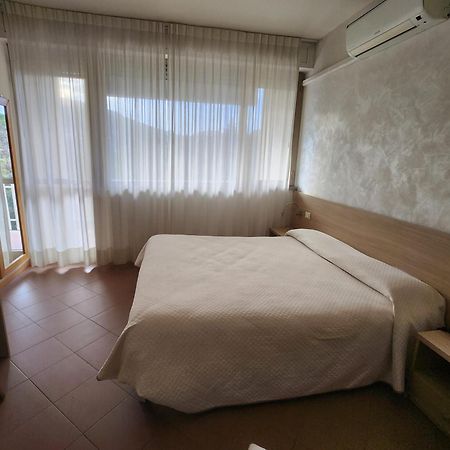 Albergo Nyers Перуджа Екстериор снимка
