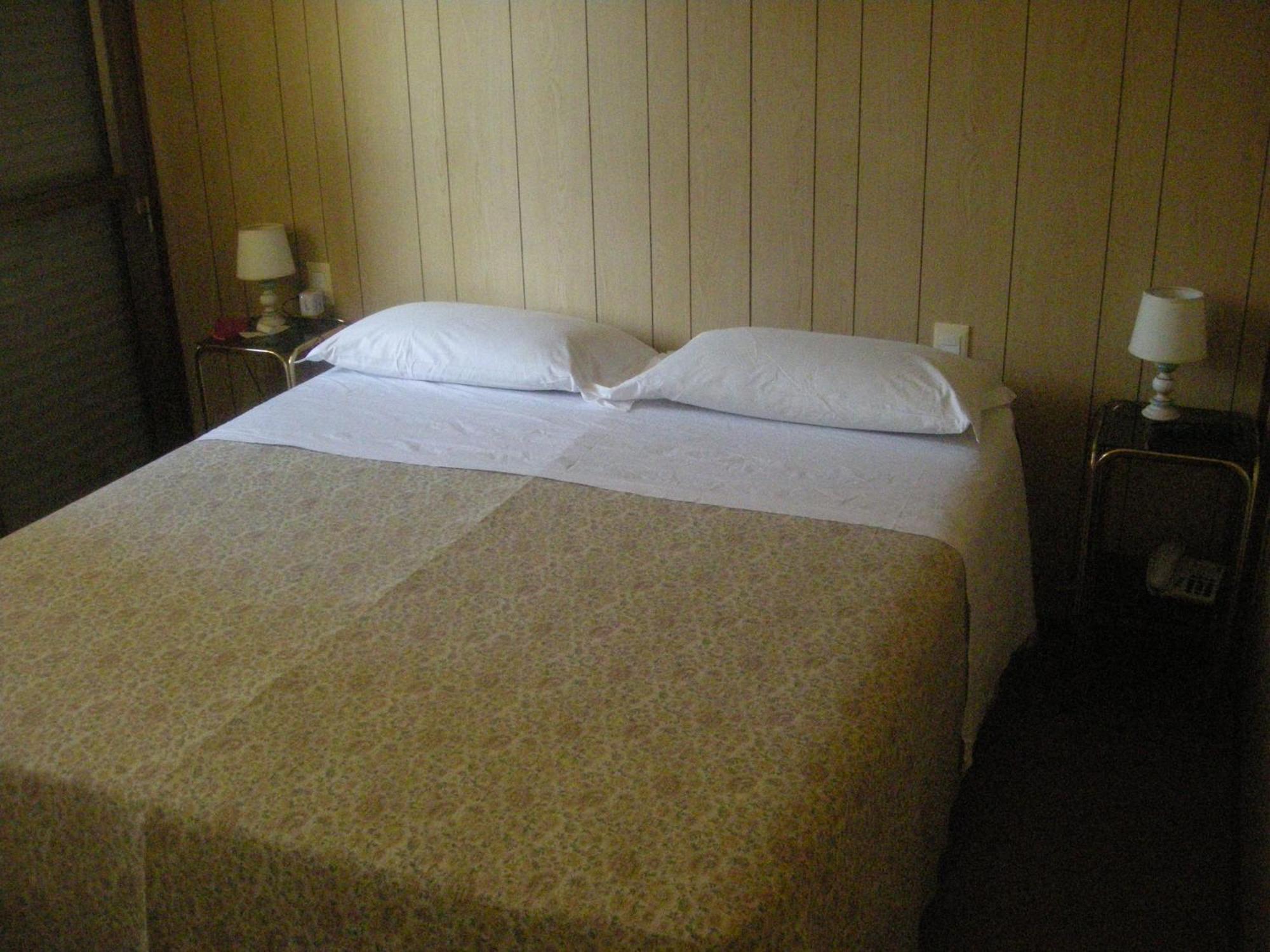 Albergo Nyers Перуджа Стая снимка