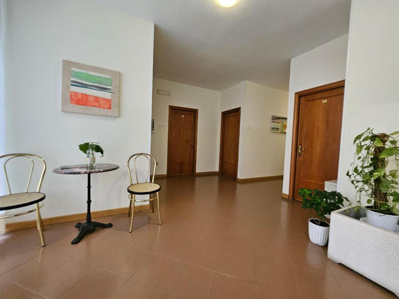 Albergo Nyers Перуджа Екстериор снимка