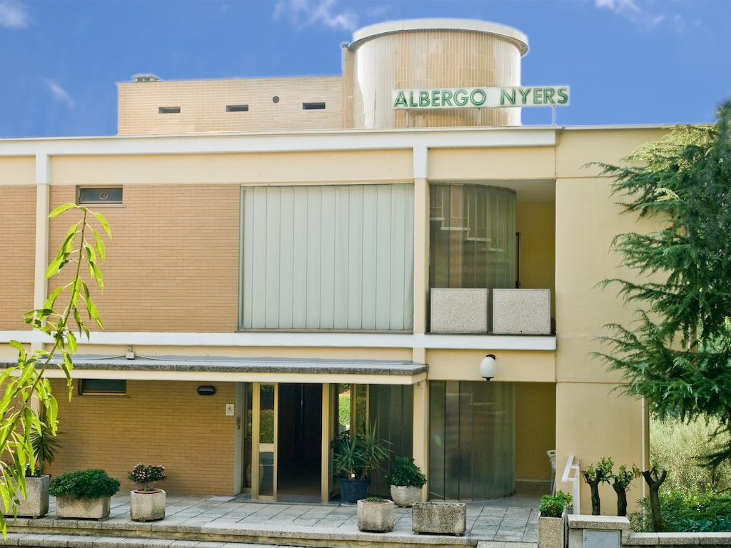 Albergo Nyers Перуджа Екстериор снимка