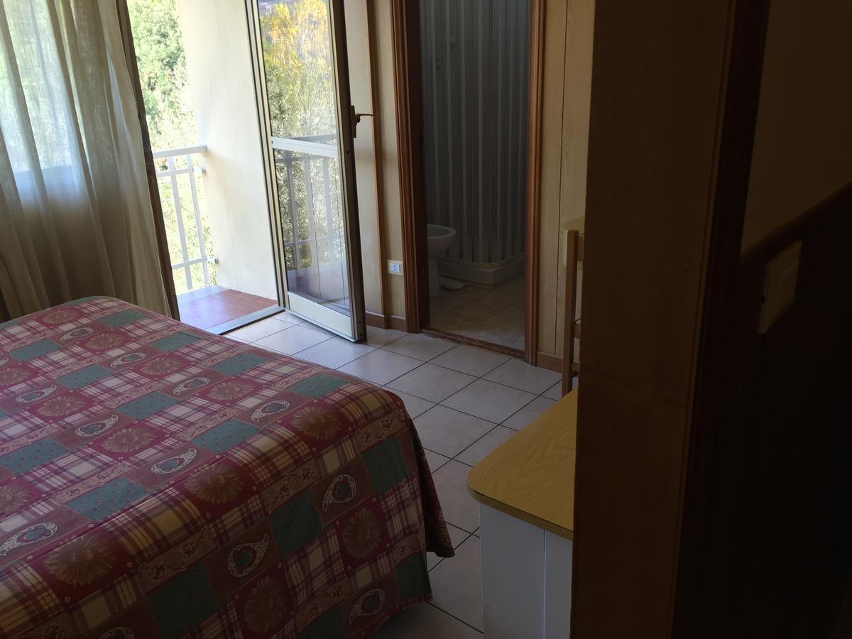 Albergo Nyers Перуджа Екстериор снимка
