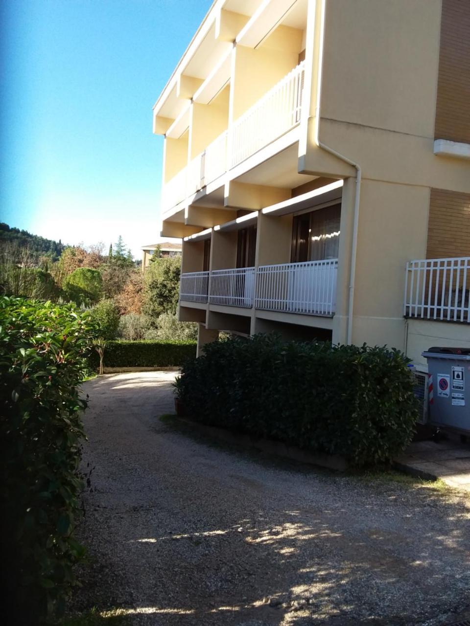 Albergo Nyers Перуджа Екстериор снимка