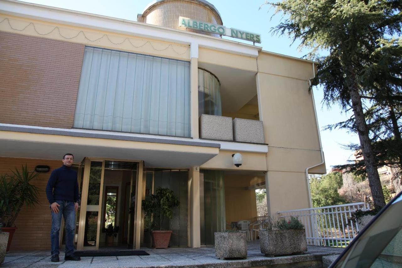 Albergo Nyers Перуджа Стая снимка